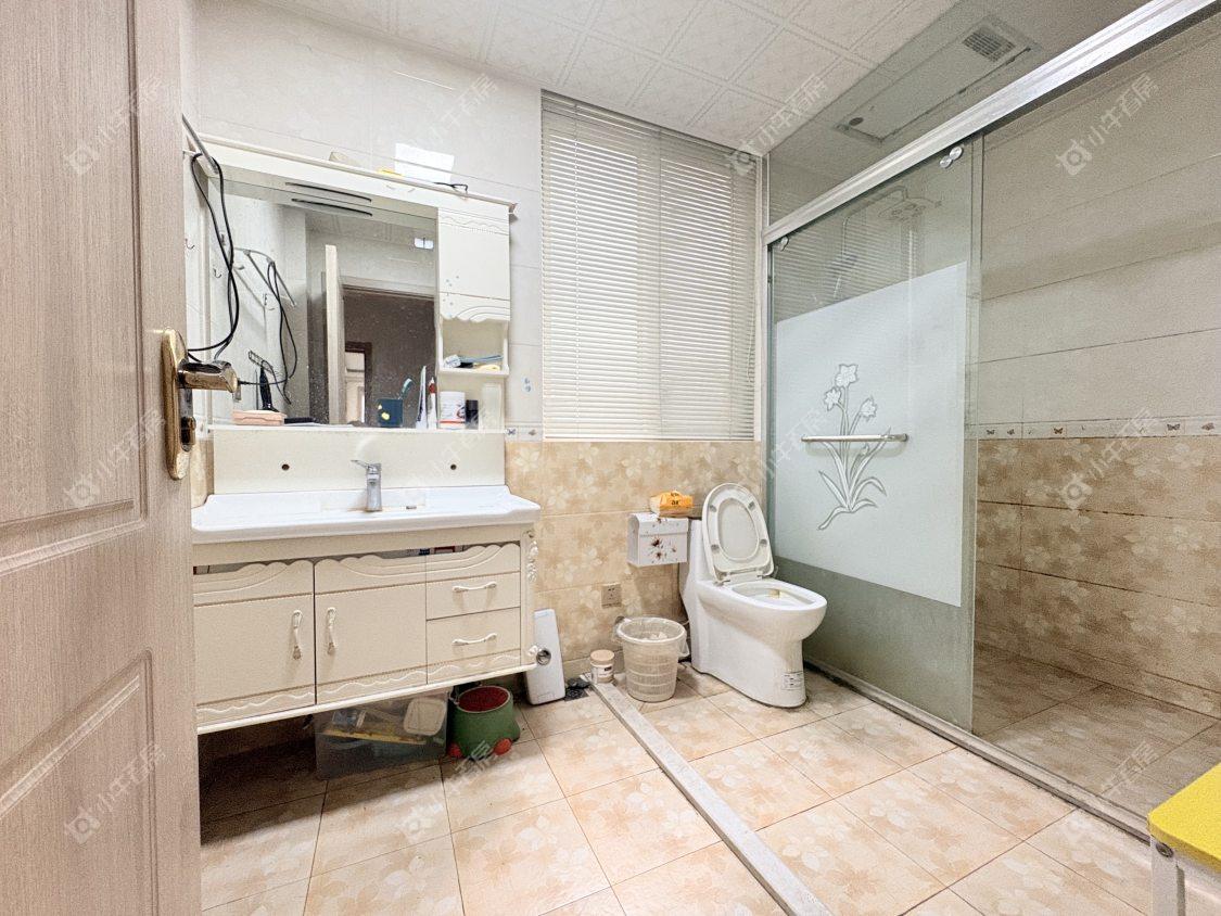 镇江东南新城在售二手房源室内图_小牛看房