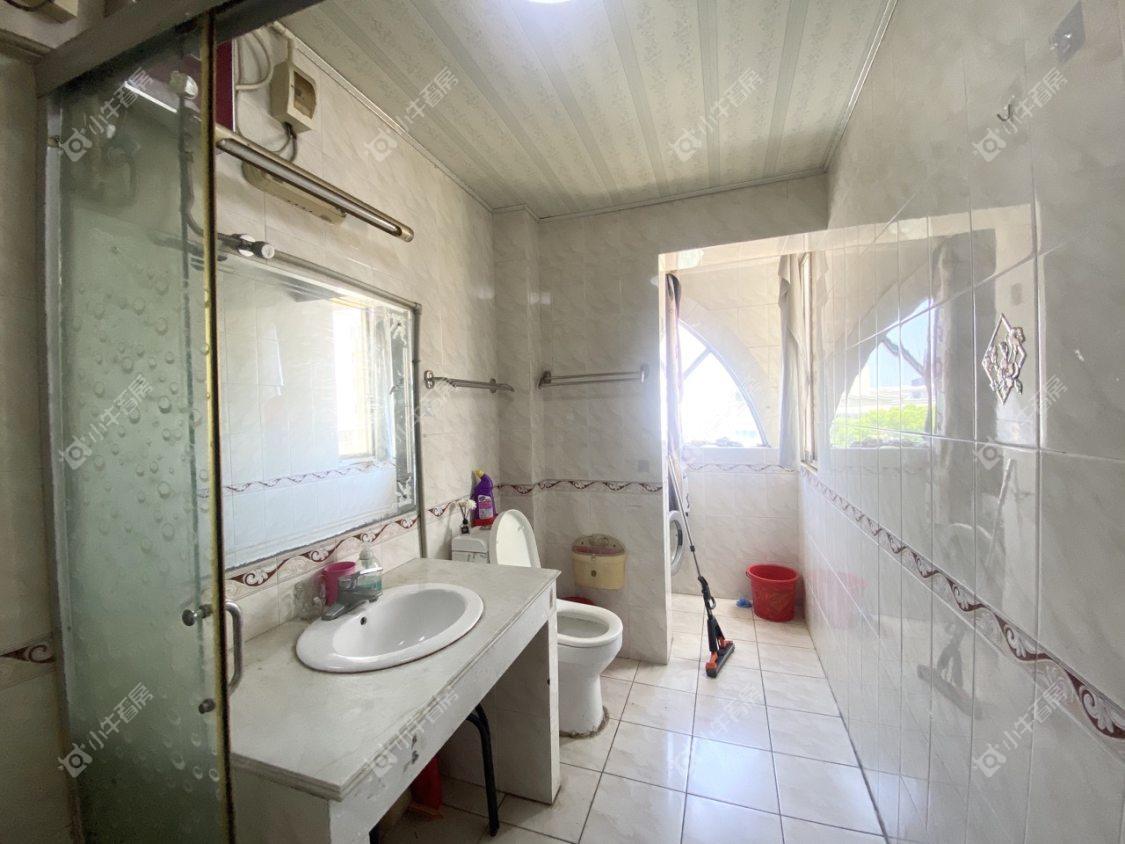 镇江华阳苑在售二手房源室内图_小牛看房