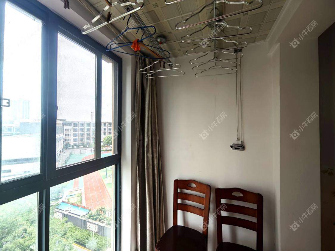 镇江荣城国际一期在售二手房源室内图_小牛看房