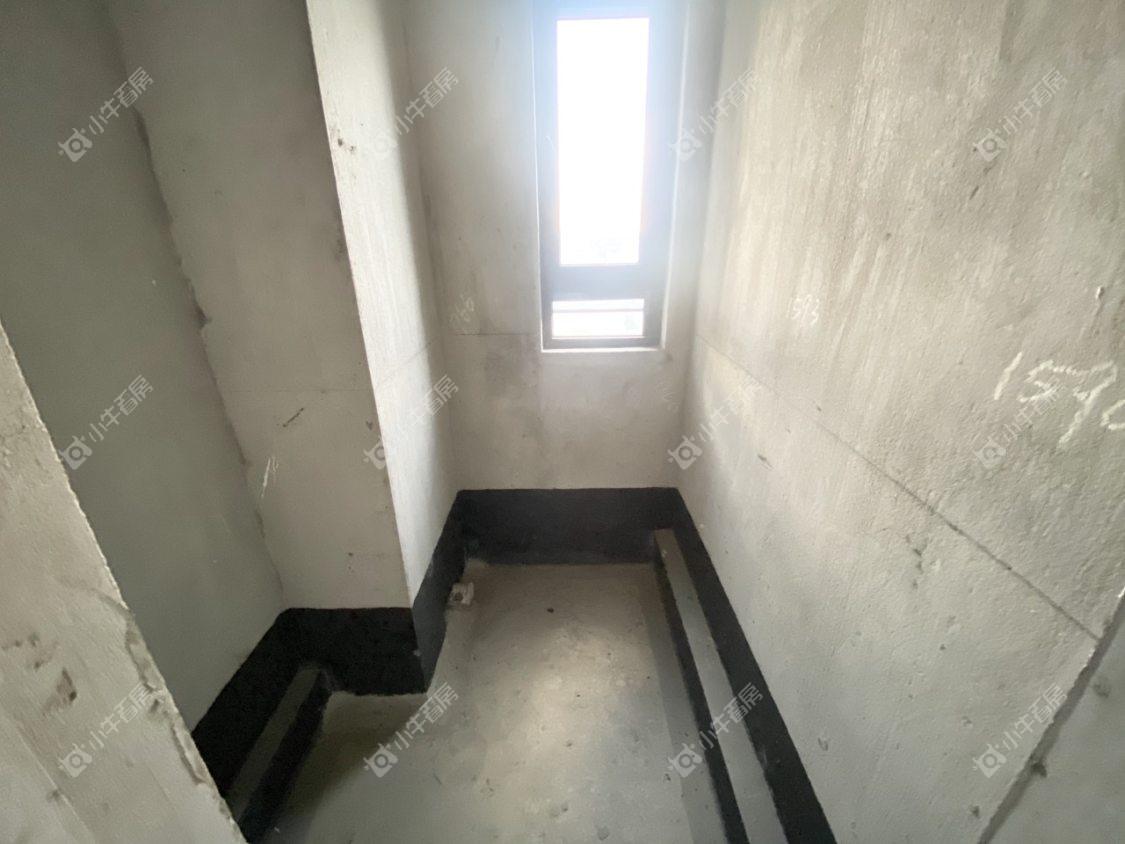 镇江碧桂园樾府在售二手房源室内图_小牛看房