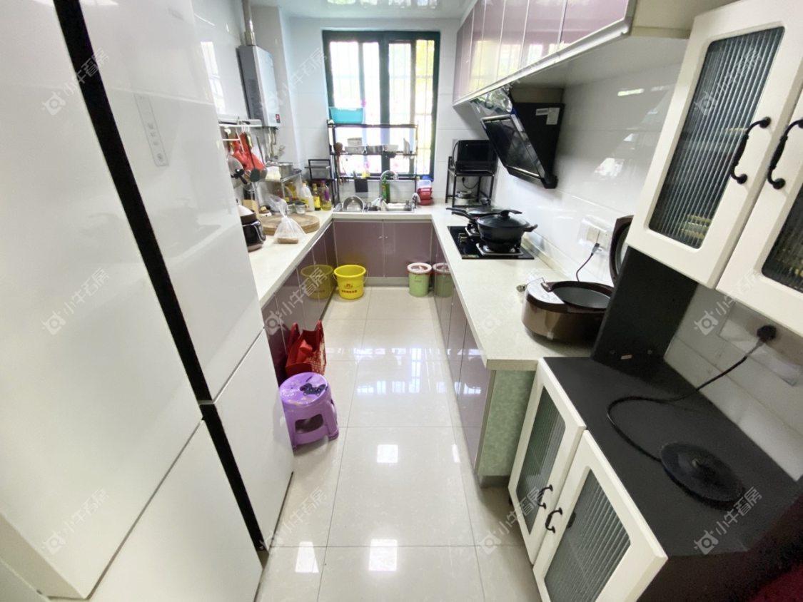 镇江欧洲城在售二手房源室内图_小牛看房