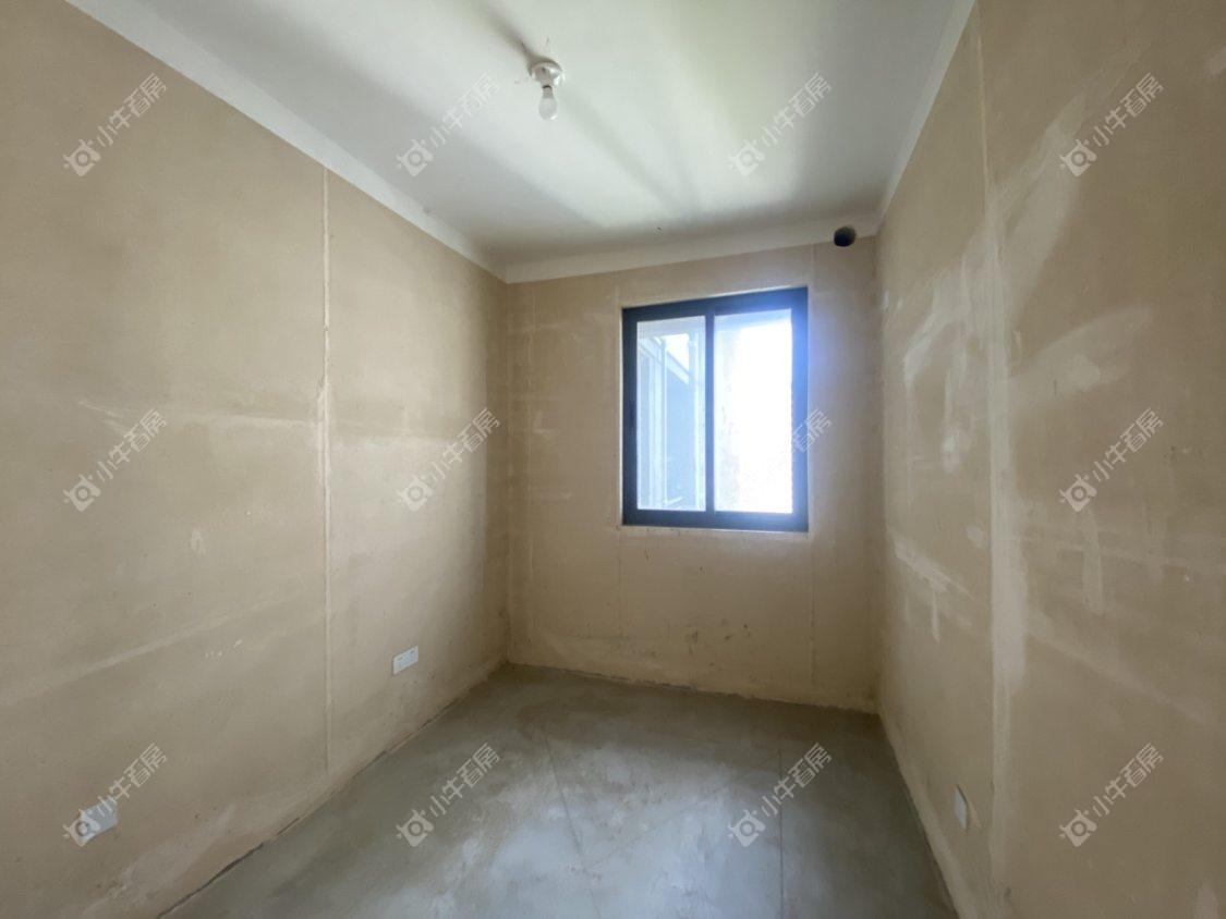 镇江融创华南映在售二手房源室内图_小牛看房