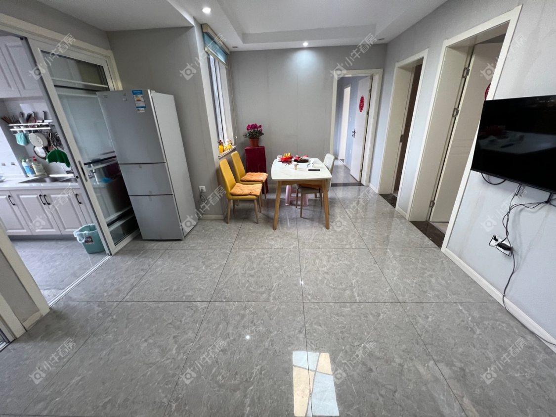 镇江凤美新村在售二手房源室内图_小牛看房