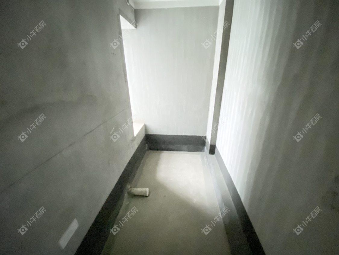 镇江碧桂园樾府在售二手房源室内图_小牛看房