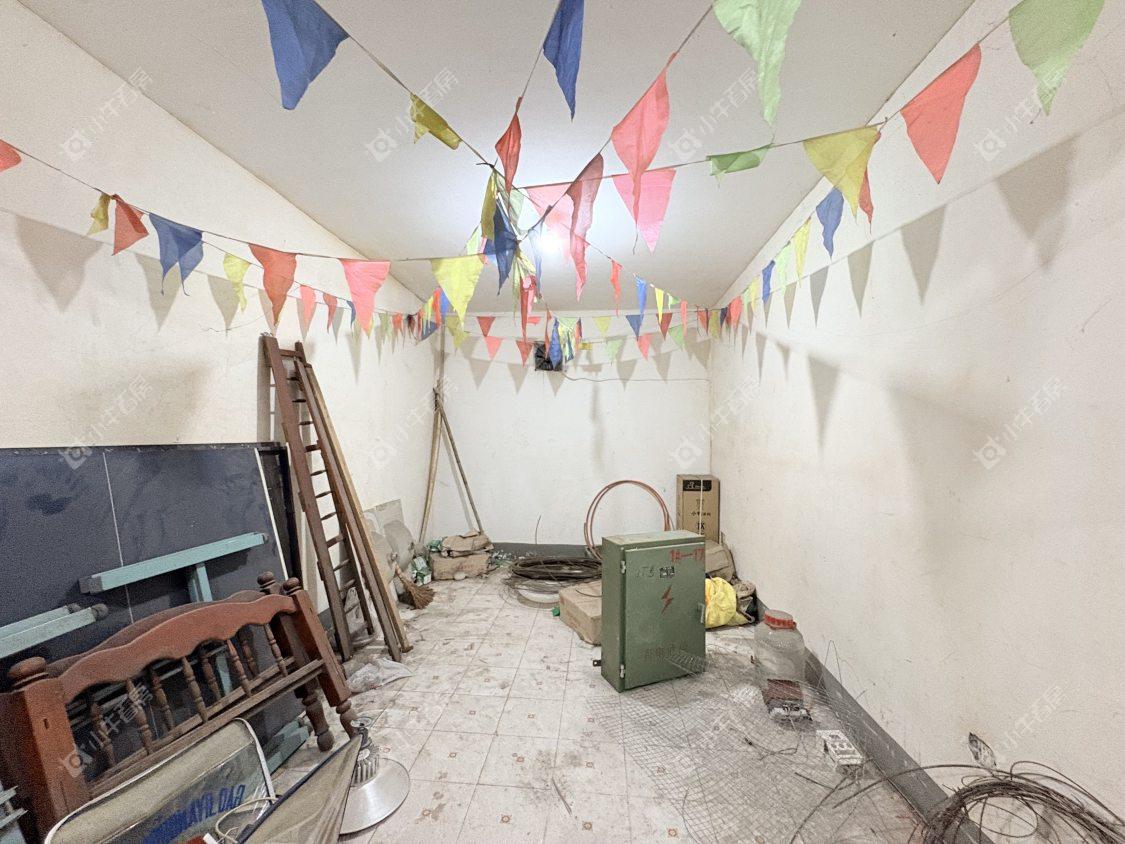 镇江曲园小区在售二手房源室内图_小牛看房