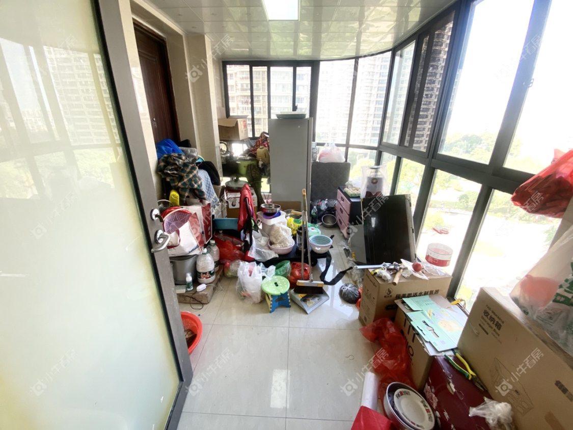 镇江碧桂园在售二手房源室内图_小牛看房