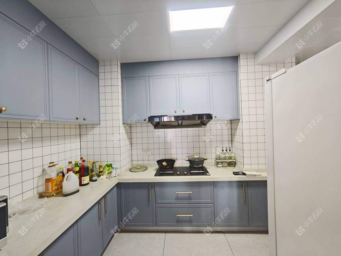 镇江凤熹台在售二手房源室内图_小牛看房