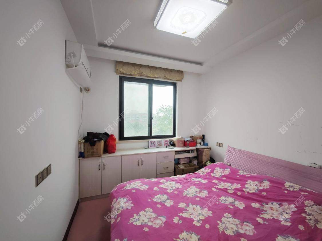 镇江世纪豪都在售二手房源室内图_小牛看房