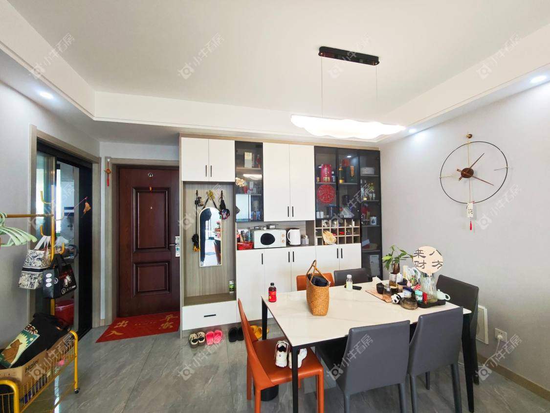 镇江凤凰郡在售二手房源室内图_小牛看房