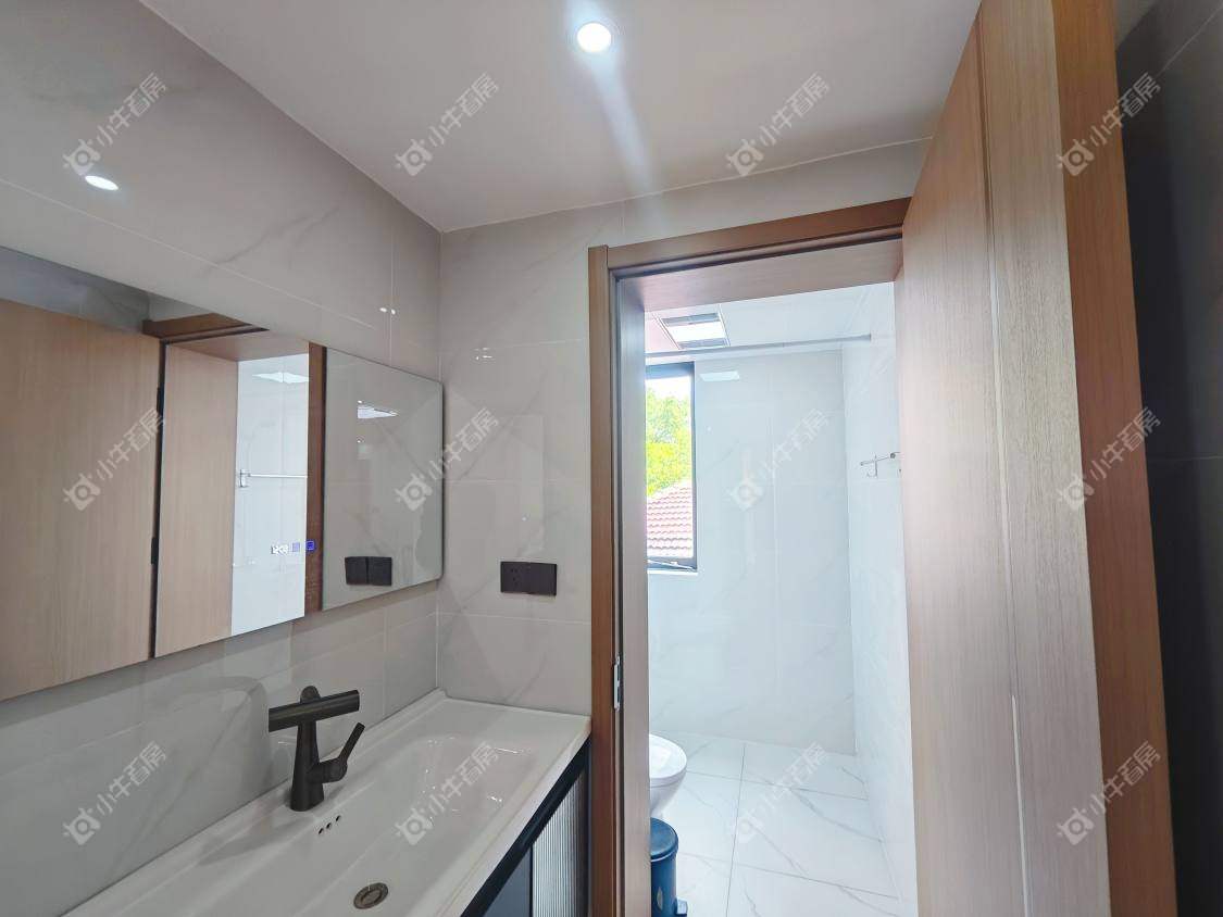 镇江华阳苑在售二手房源室内图_小牛看房