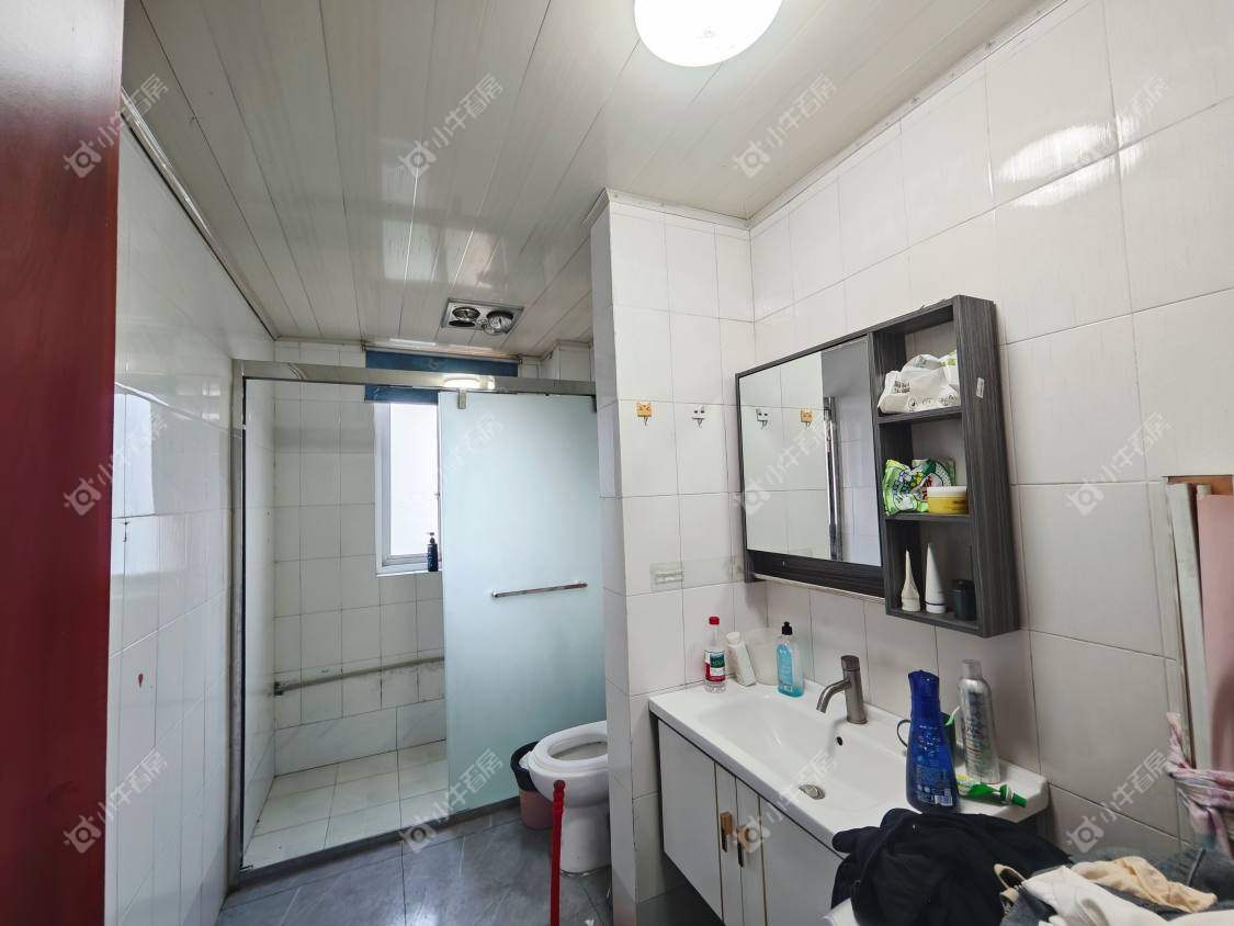 镇江东南新城在售二手房源室内图_小牛看房