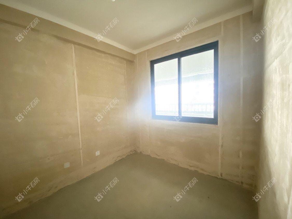 镇江融创华南映在售二手房源室内图_小牛看房