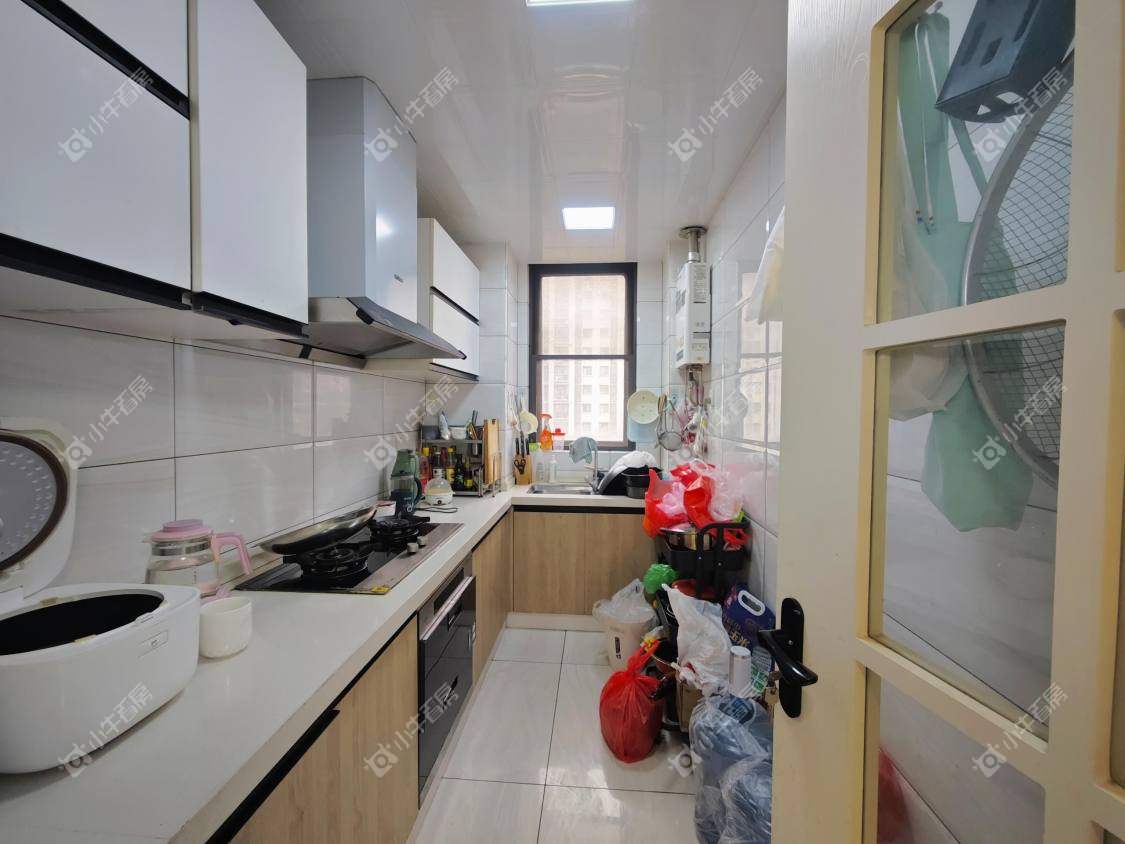 镇江丹凤国际在售二手房源室内图_小牛看房