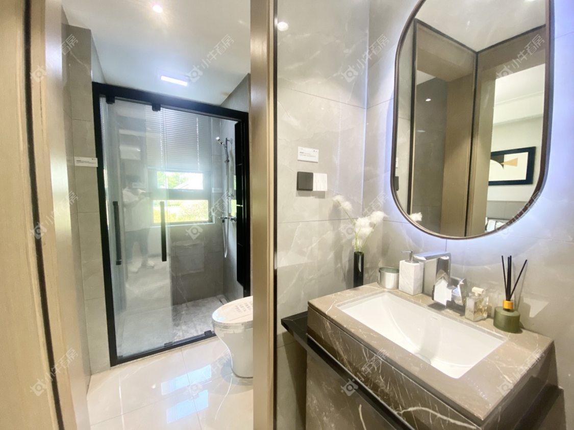 镇江融创华南映在售二手房源室内图_小牛看房