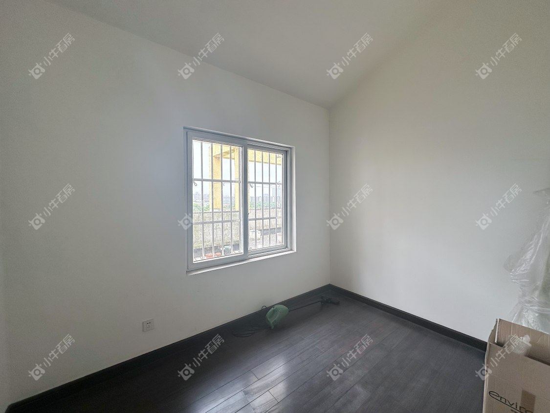 镇江金香花园在售二手房源室内图_小牛看房