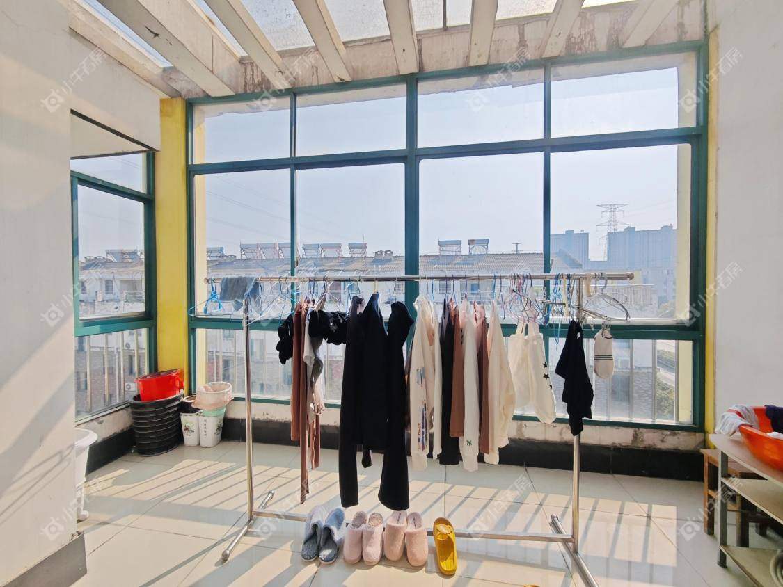 镇江锦江花园在售二手房源室内图_小牛看房