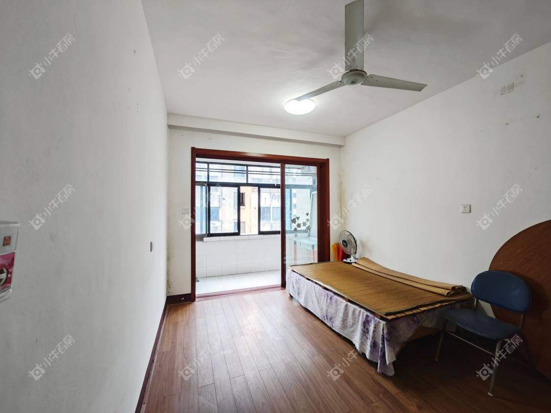 镇江邮电局宿舍楼在售二手房源室内图_小牛看房