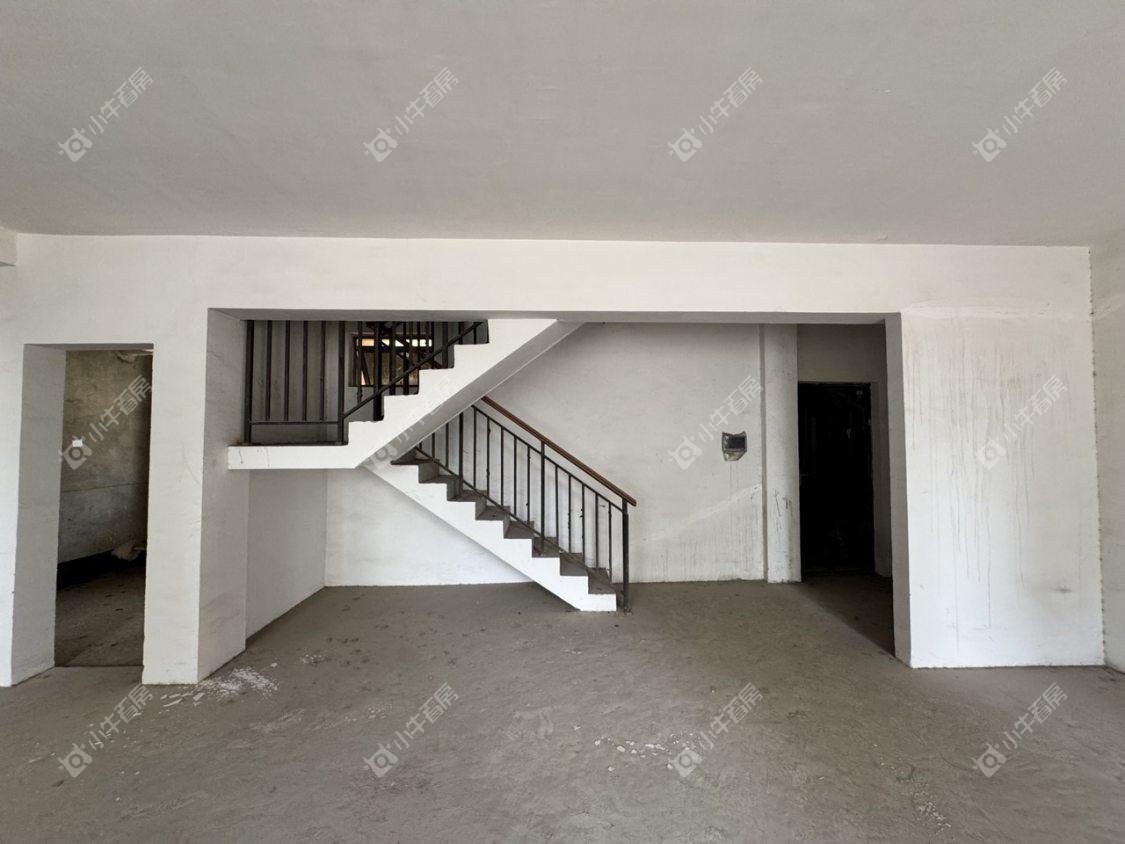 镇江华都锦城在售二手房源室内图_小牛看房