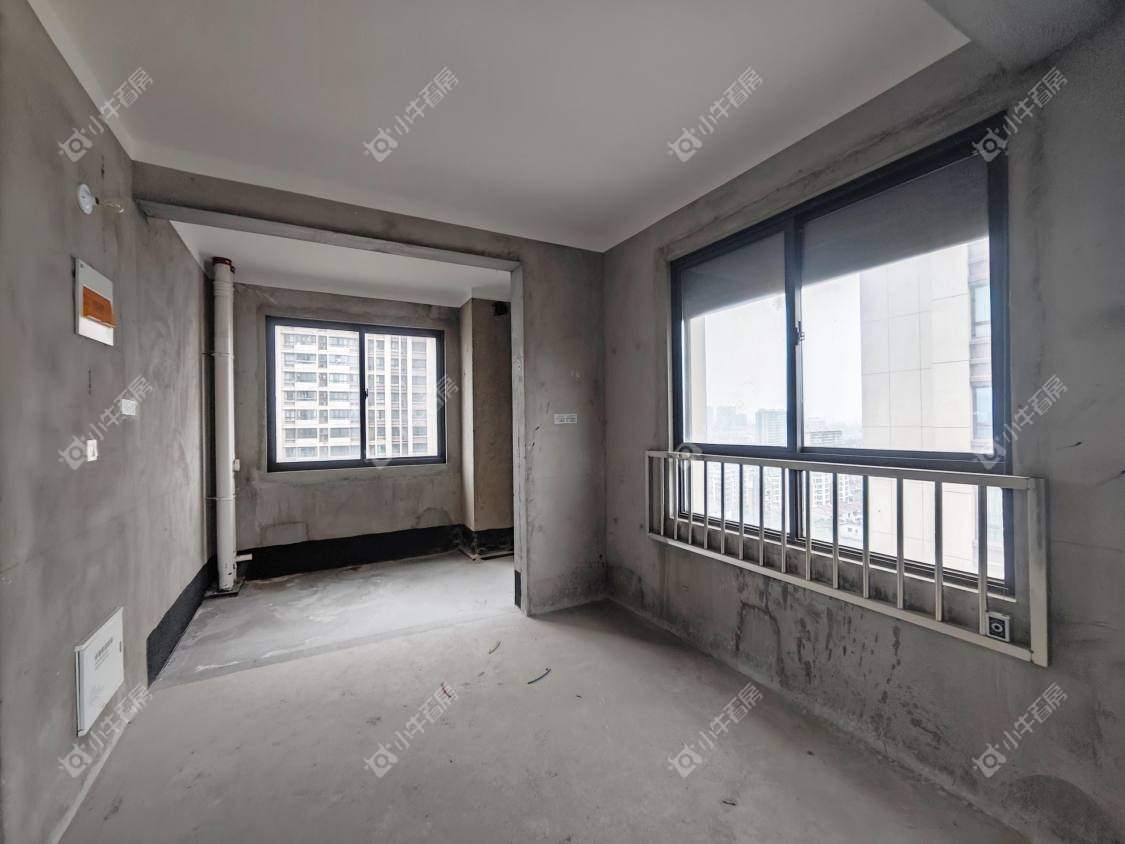 镇江昆仑华府在售二手房源室内图_小牛看房