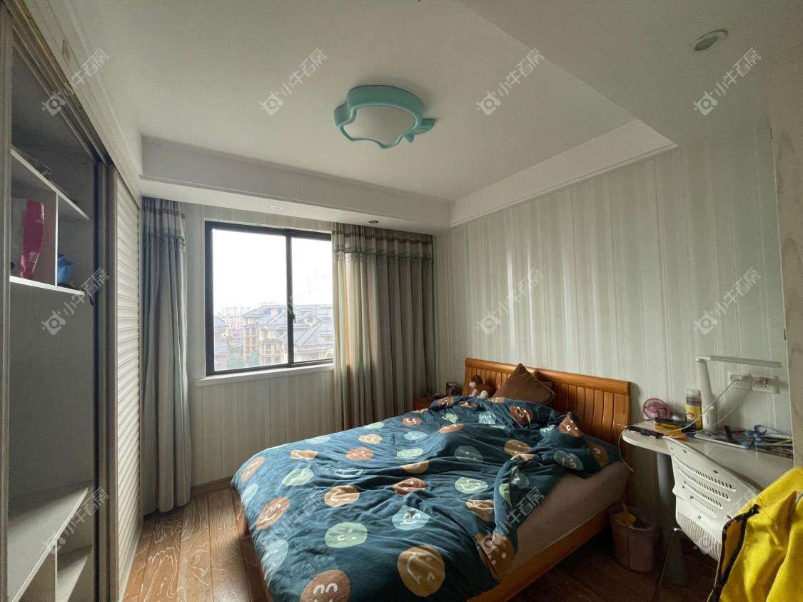 镇江世纪豪都在售二手房源_小牛看房