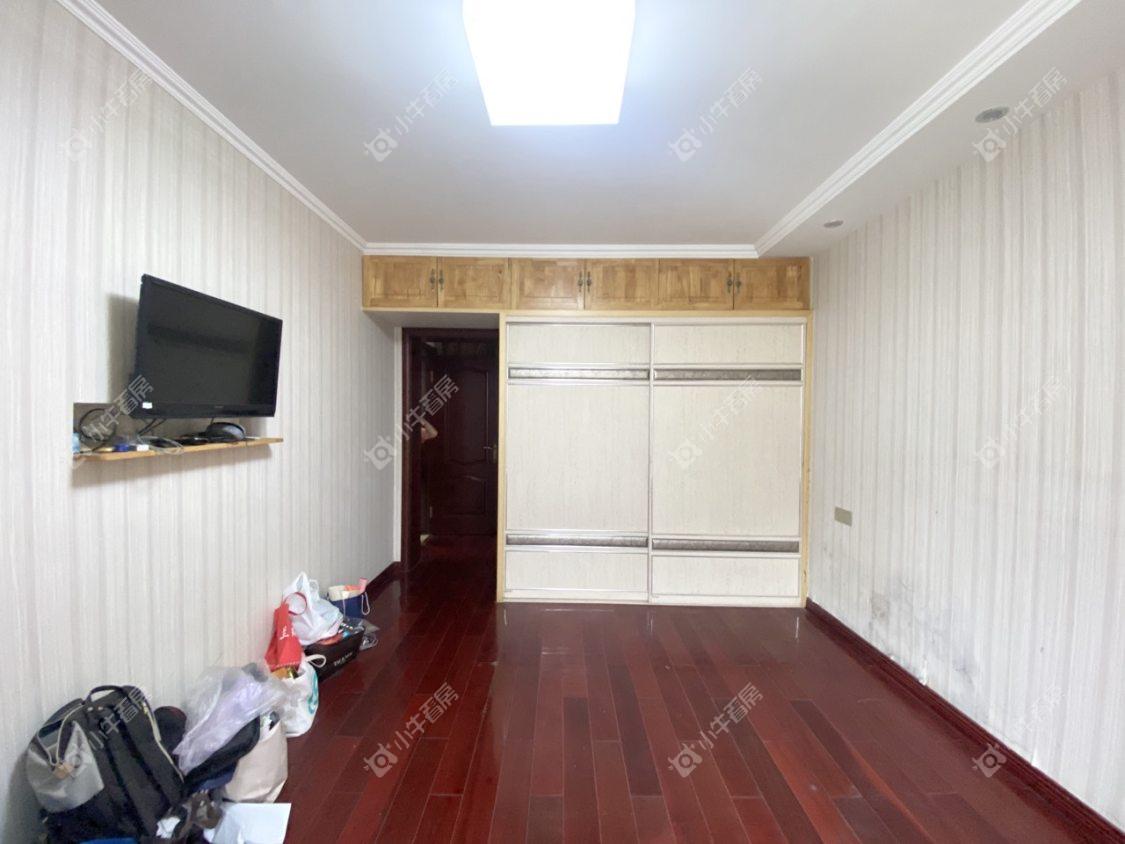 镇江泰豪公寓在售二手房源室内图_小牛看房