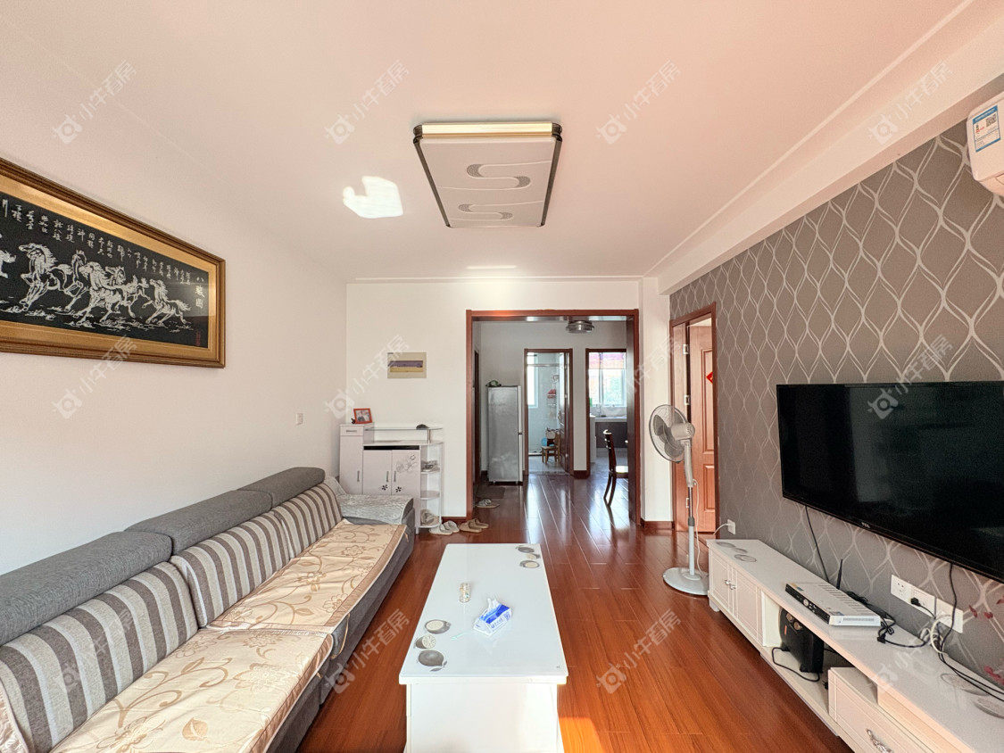 镇江凰嘉花苑在售二手房源室内图_小牛看房