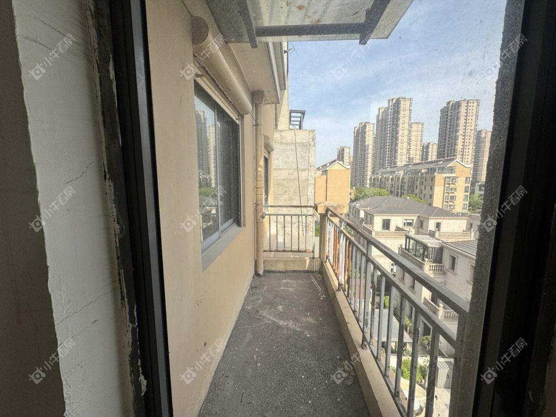 镇江华都锦城在售二手房源室内图_小牛看房