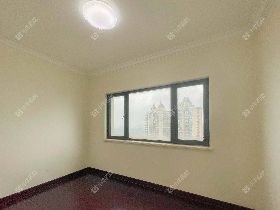 镇江恒大城在售二手房源室内图_小牛看房