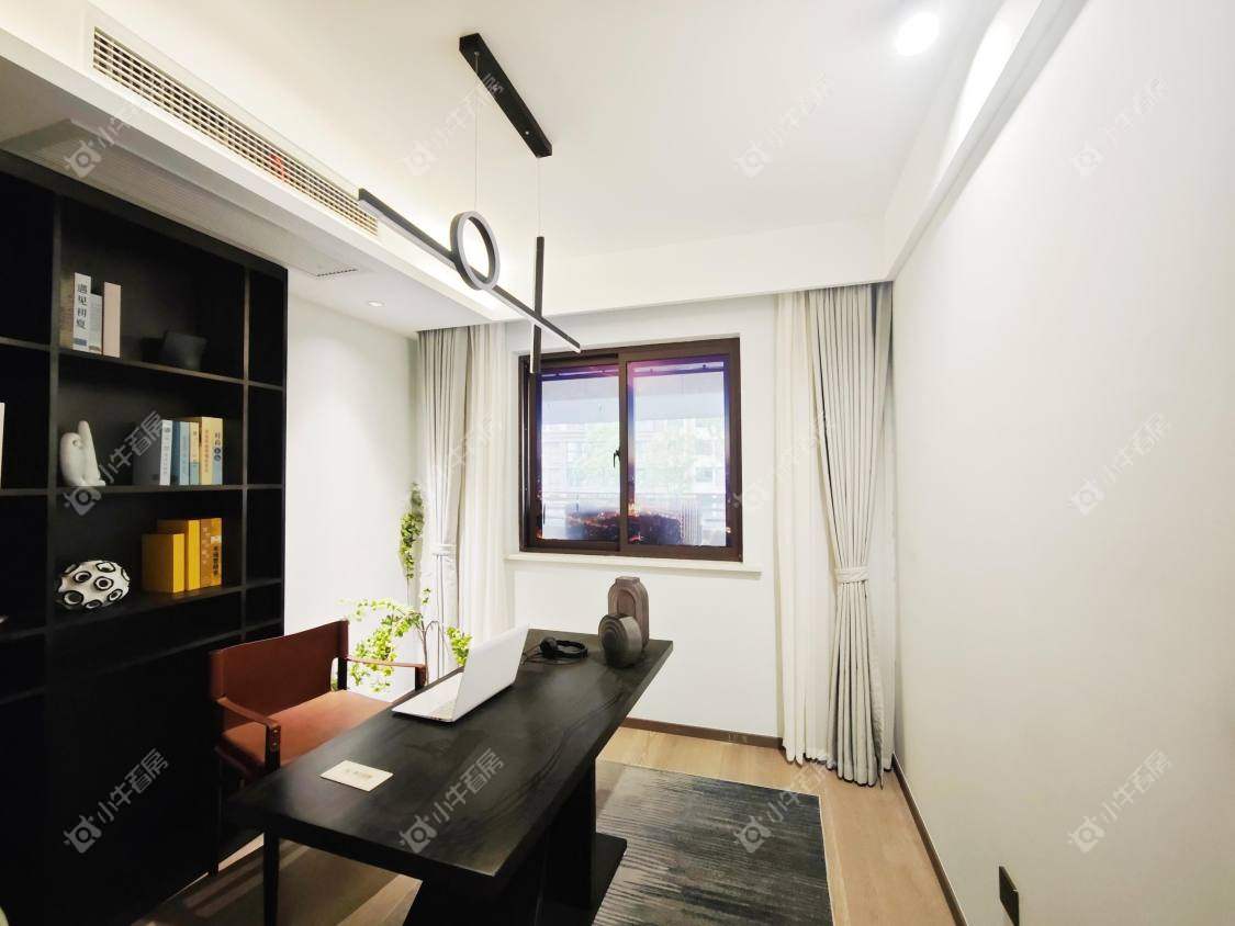 镇江信达香堤国际在售二手房源室内图_小牛看房