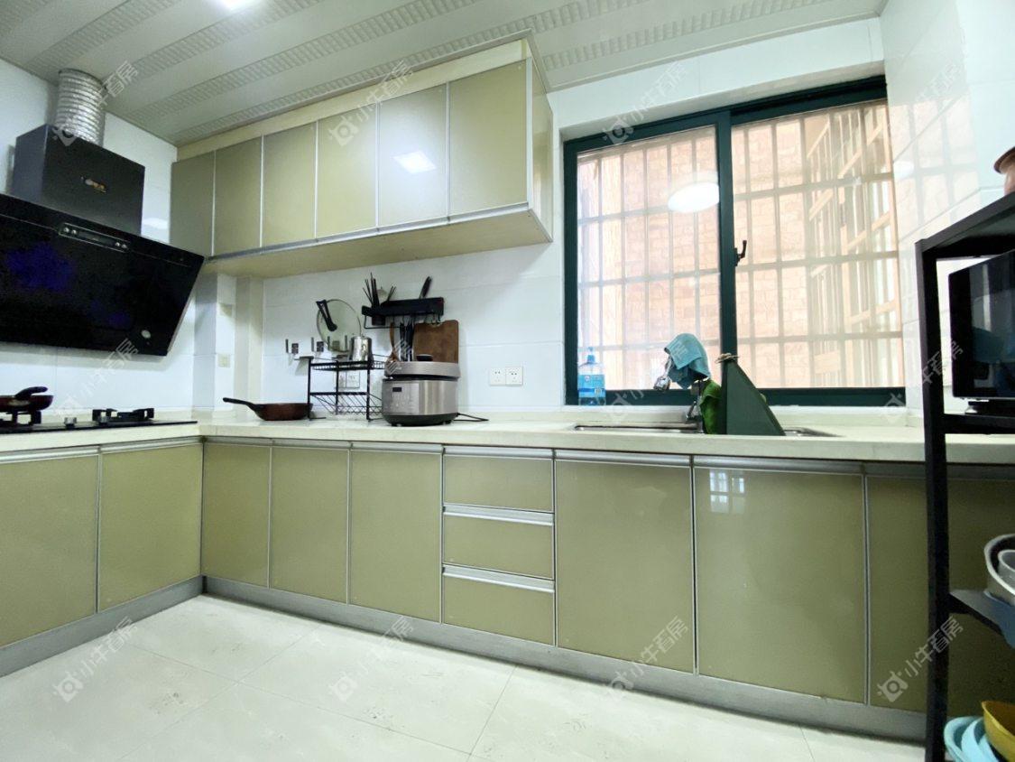 镇江东方盛世在售二手房源室内图_小牛看房