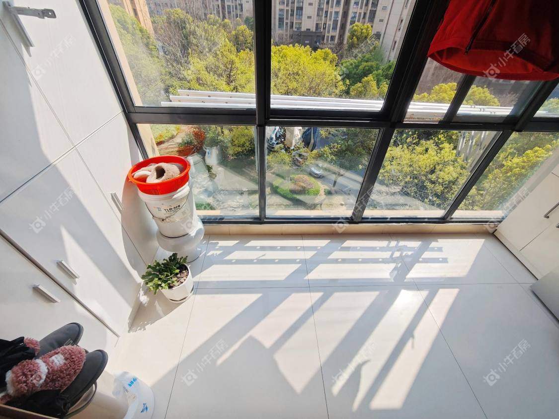 镇江华都锦城在售二手房源室内图_小牛看房