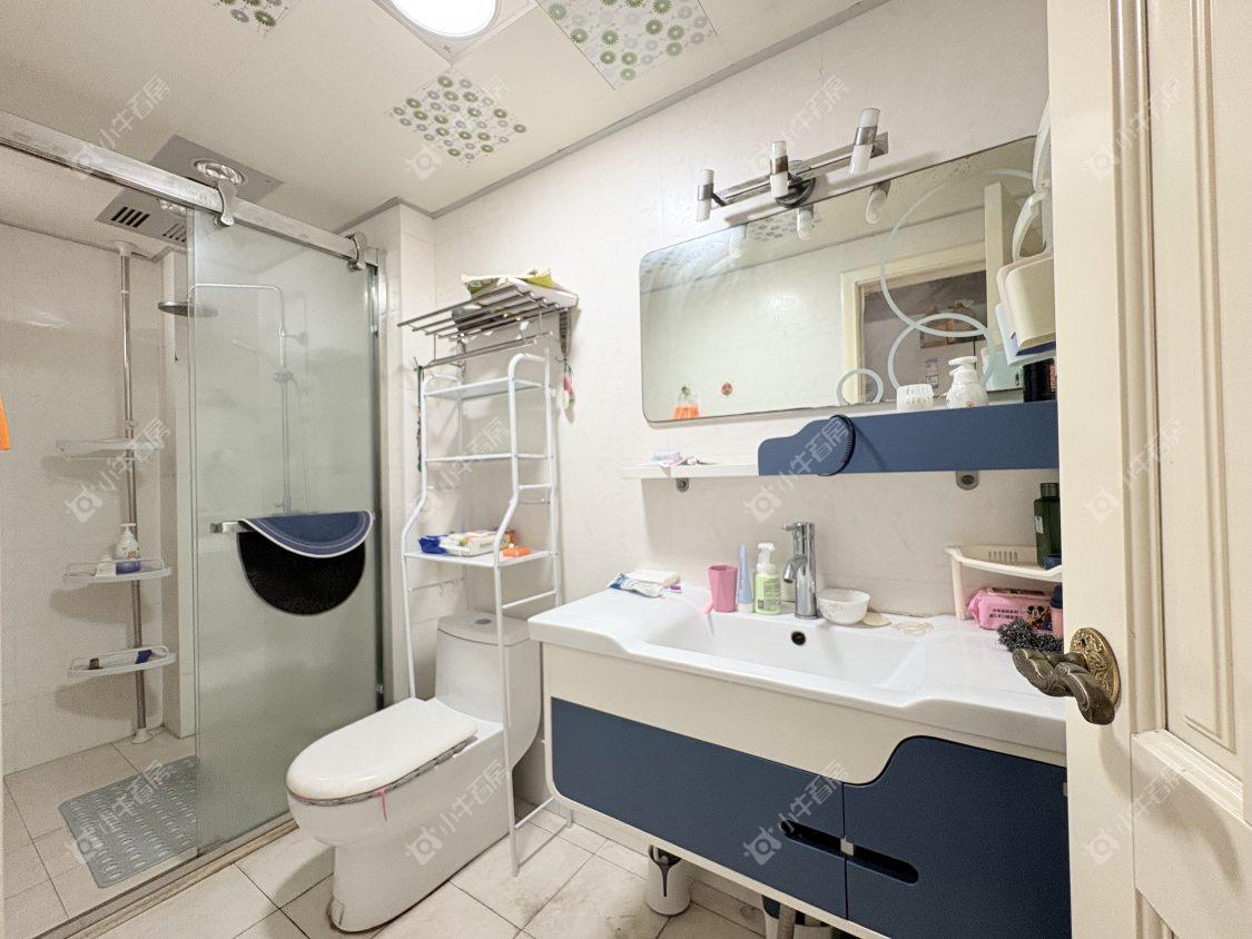 镇江凤翔花园在售二手房源室内图_小牛看房