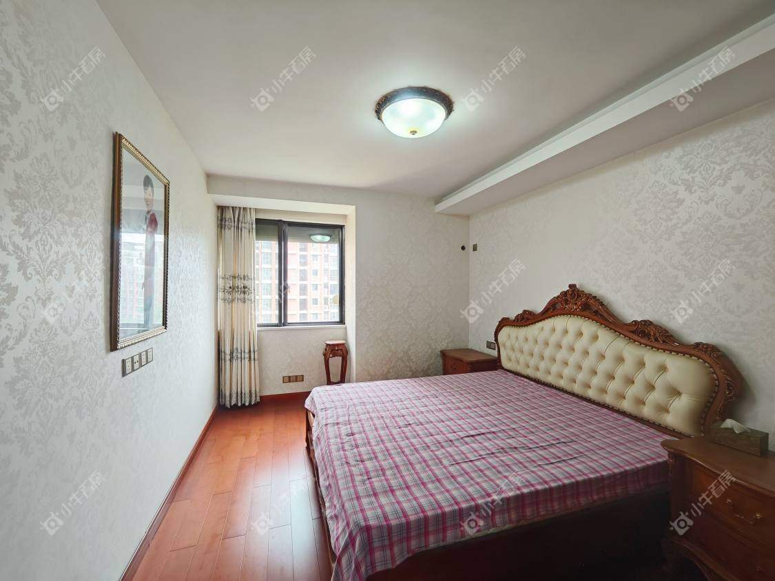 镇江世纪豪都在售二手房源室内图_小牛看房