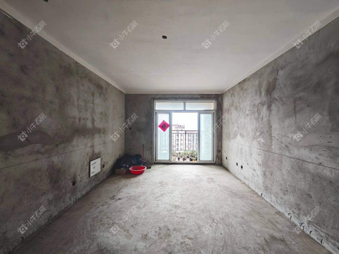 镇江美亚华悦在售二手房源室内图_小牛看房