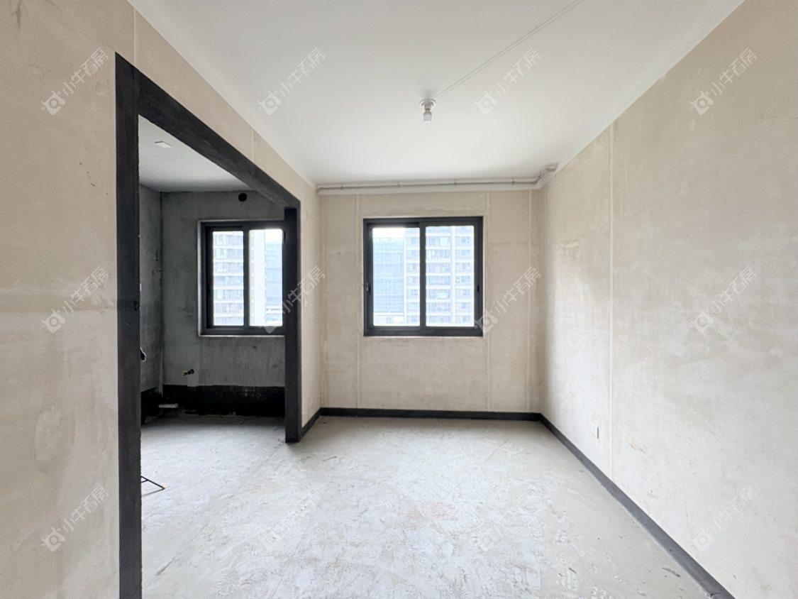 镇江金茂国际社区在售二手房源室内图_小牛看房