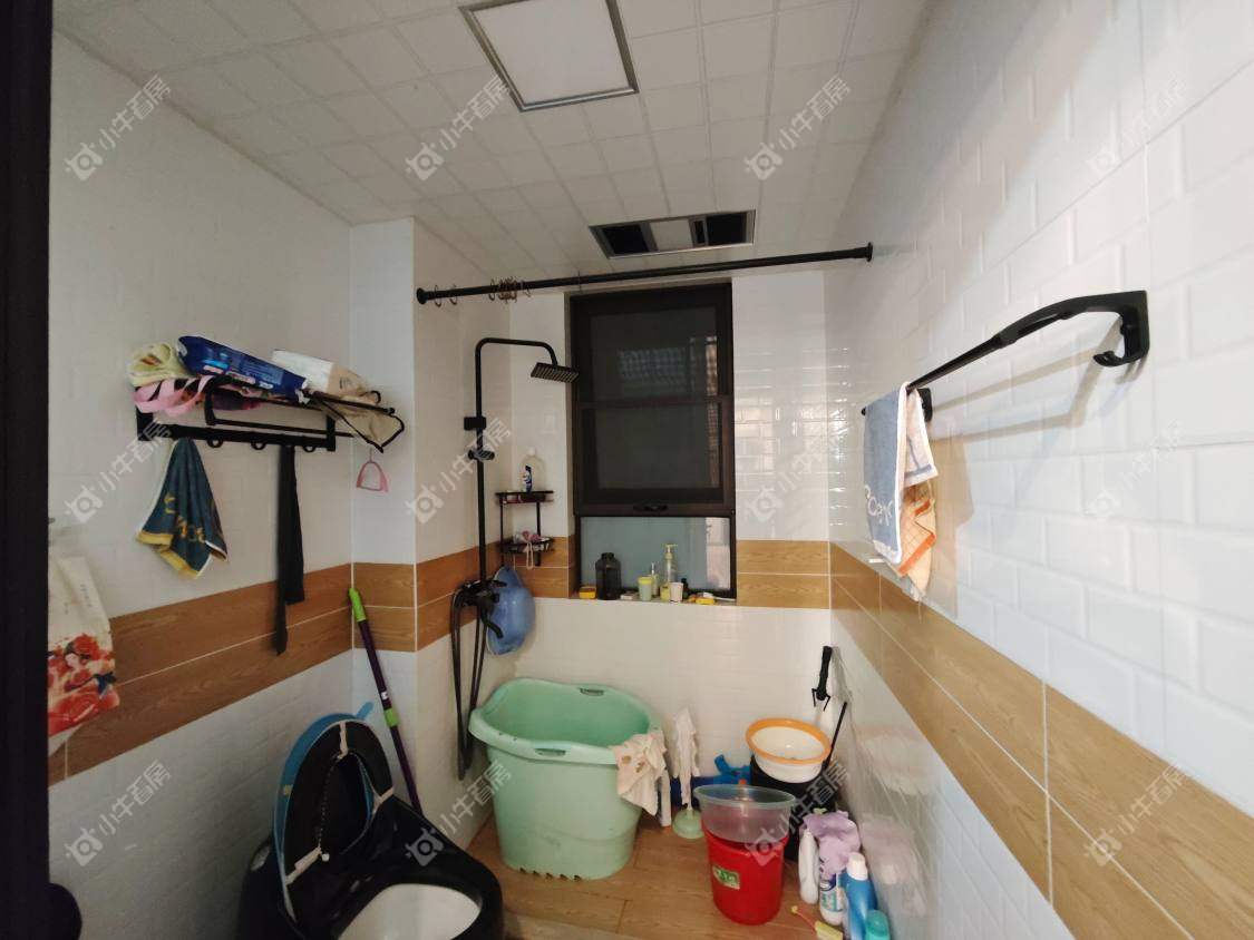 镇江信达香堤国际在售二手房源室内图_小牛看房