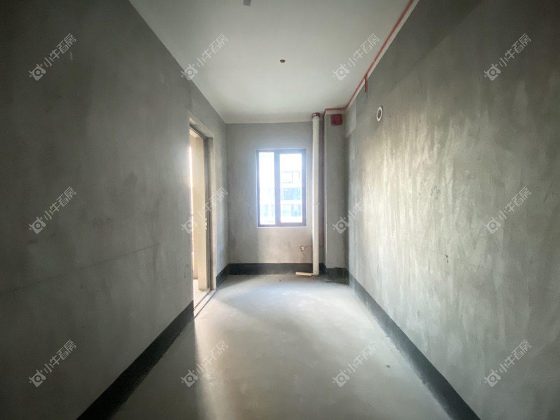 镇江碧桂园樾府在售二手房源室内图_小牛看房