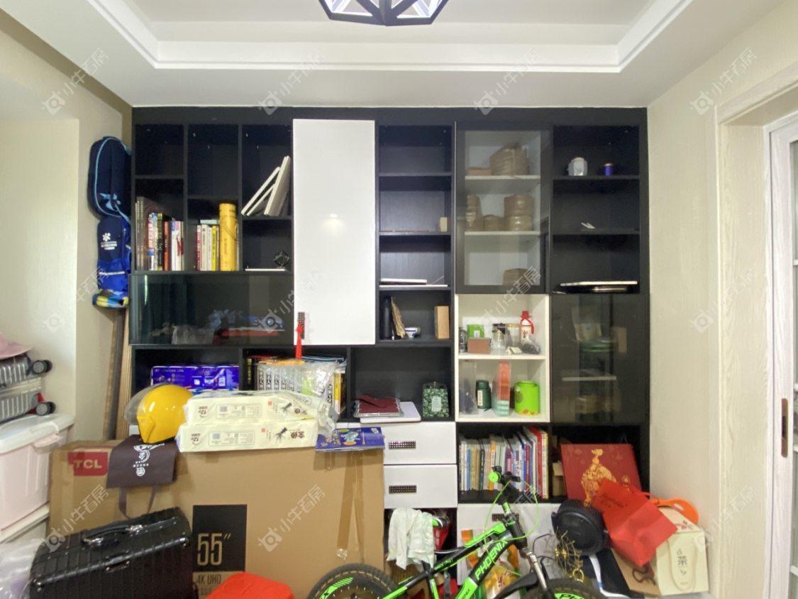 镇江碧桂园在售二手房源室内图_小牛看房