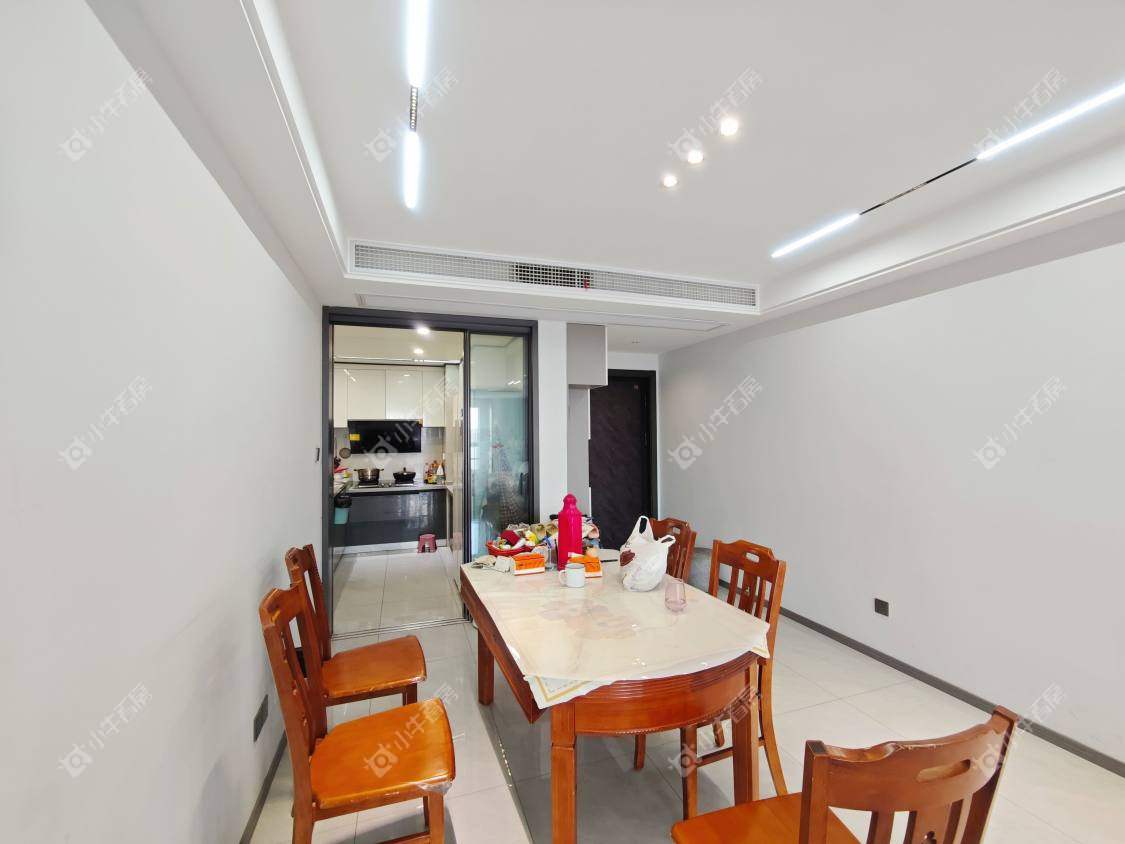 镇江万善上院在售二手房源室内图_小牛看房