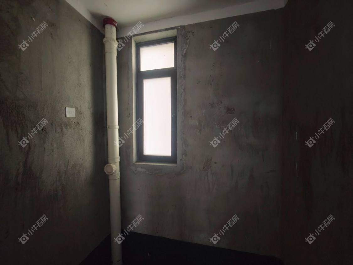 镇江凤凰郡在售二手房源室内图_小牛看房