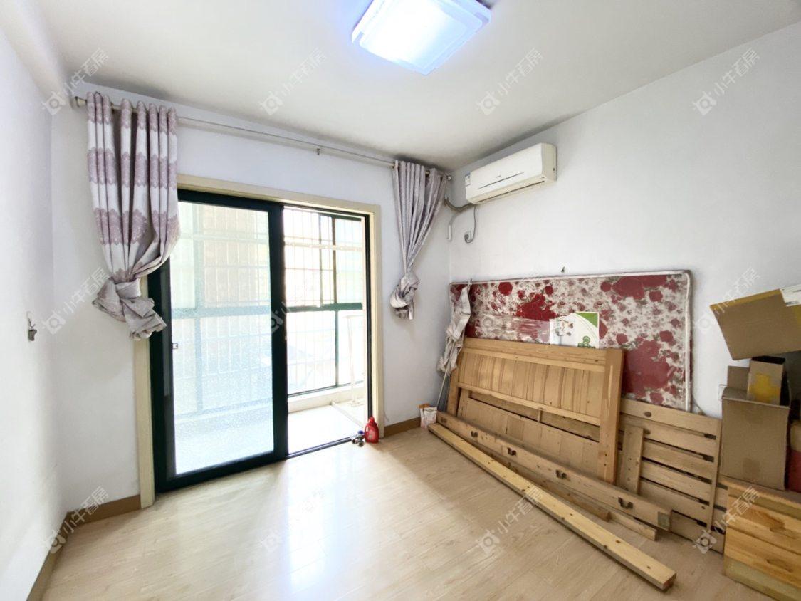 镇江东方盛世在售二手房源室内图_小牛看房