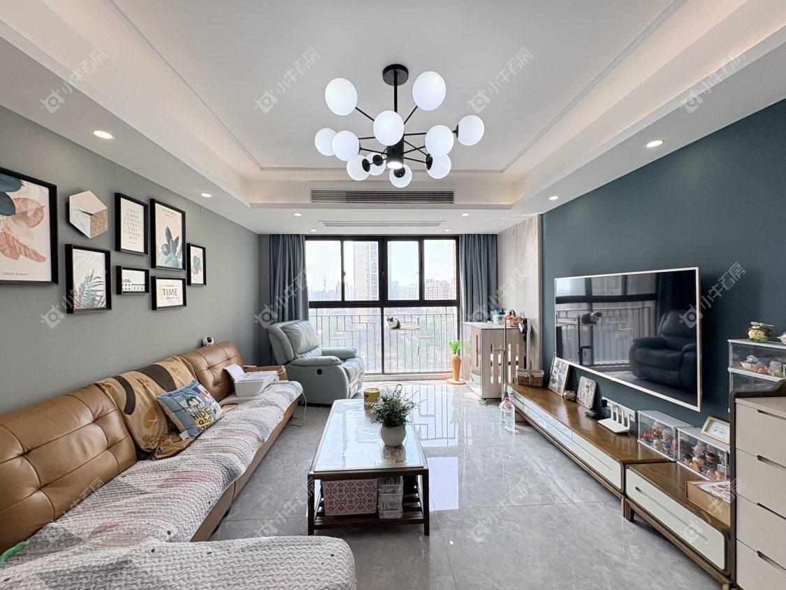 镇江华都幸福里在售二手房源室内图_小牛看房