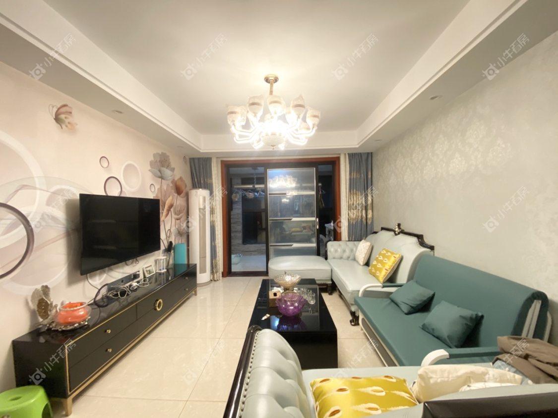 镇江滨河凤凰城在售二手房源室内图_小牛看房