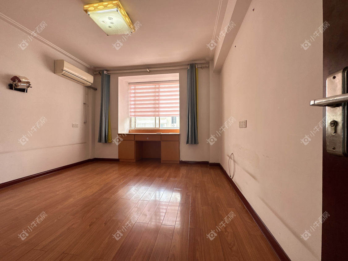 镇江凤翔花园在售二手房源室内图_小牛看房