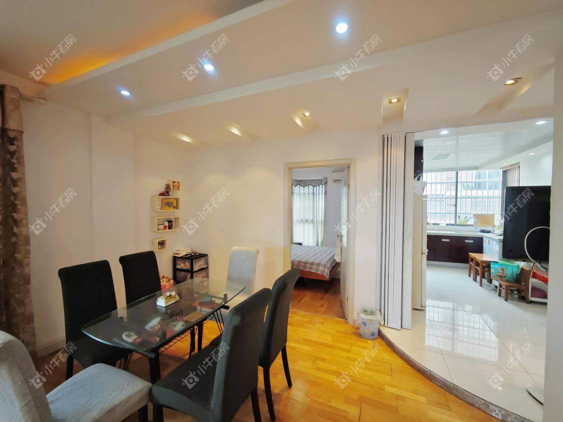 镇江水岸春天在售二手房源室内图_小牛看房