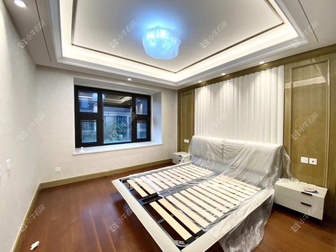 镇江红星天铂在售二手房源室内图_小牛看房