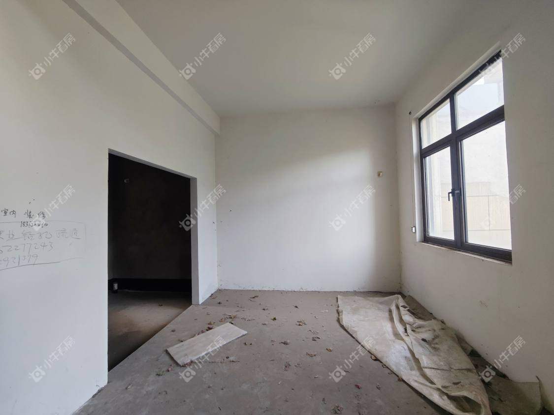 镇江大亚第一城别墅在售二手房源室内图_小牛看房