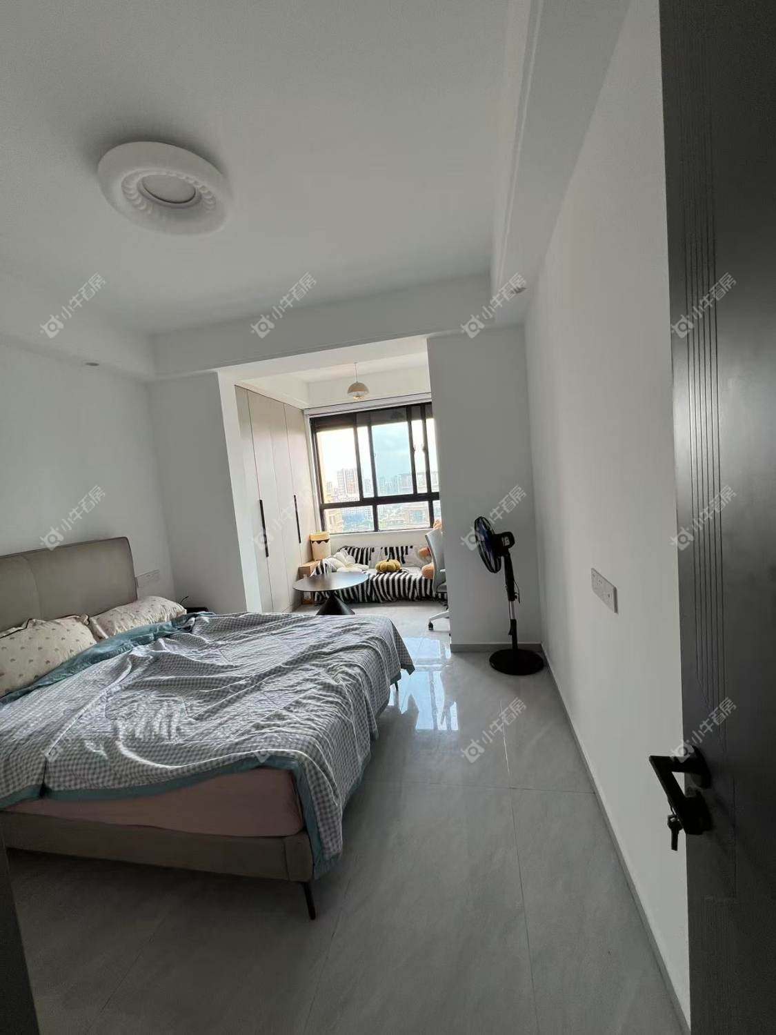 镇江昆仑华府在售二手房源室内图_小牛看房