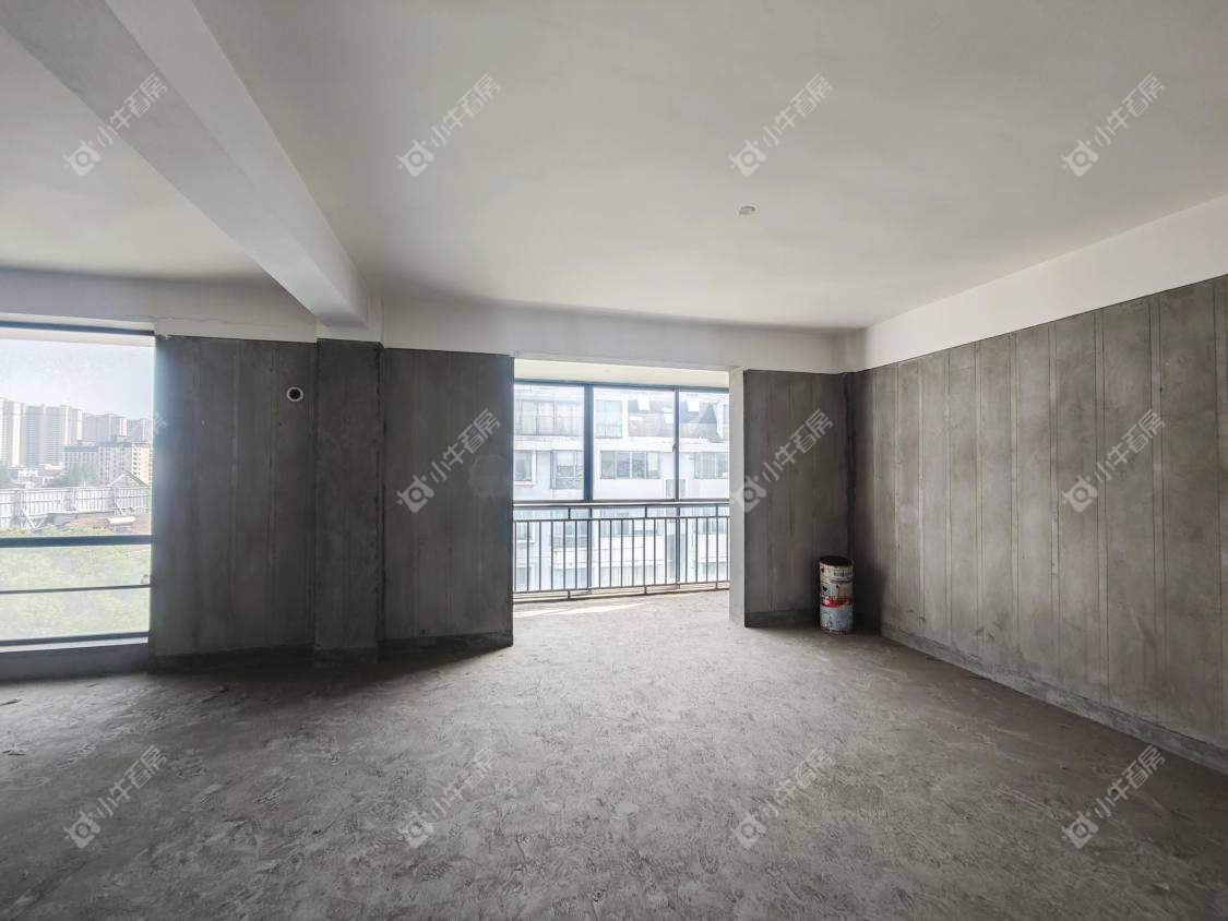 镇江天波城在售二手房源室内图_小牛看房