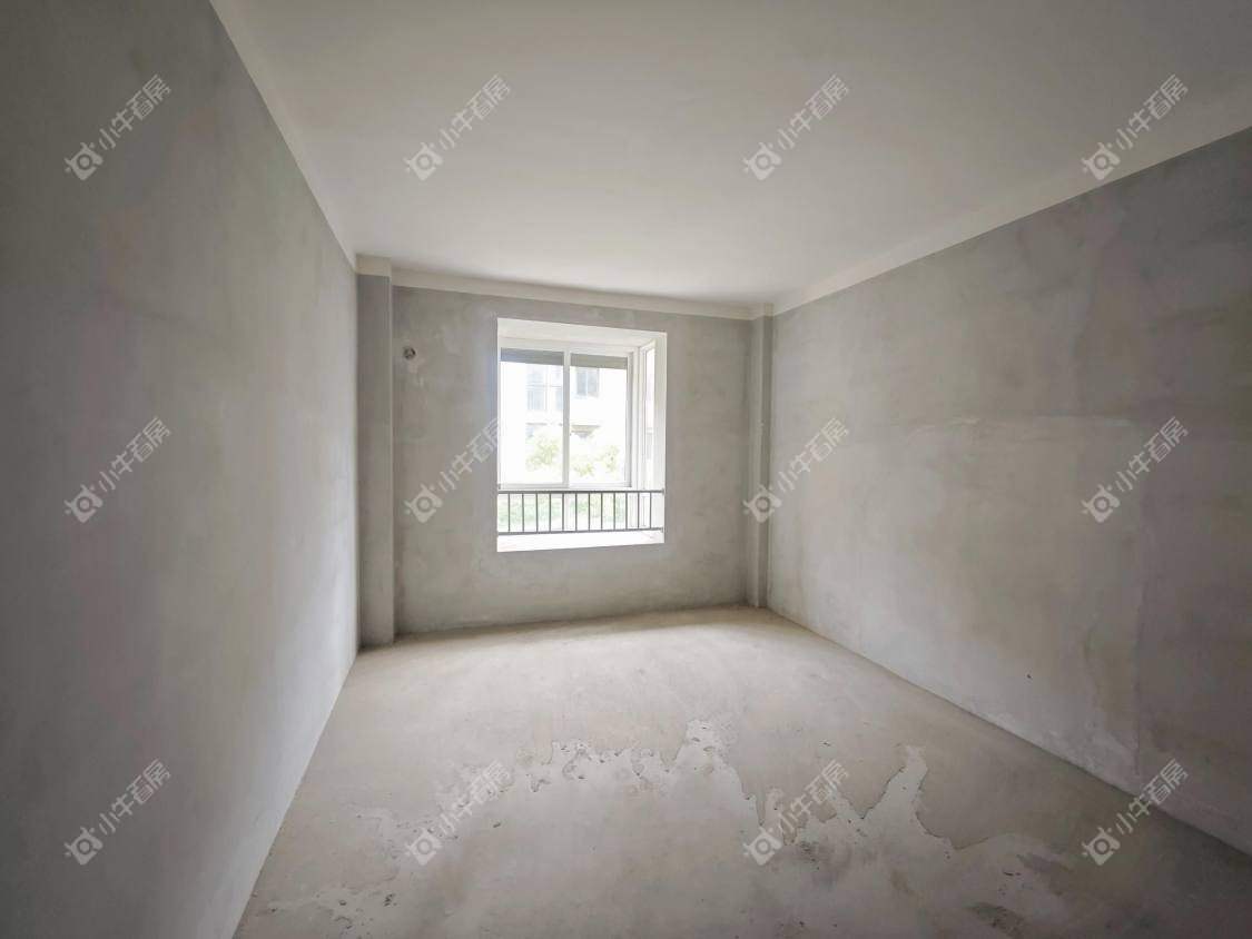 镇江和谐里在售二手房源室内图_小牛看房